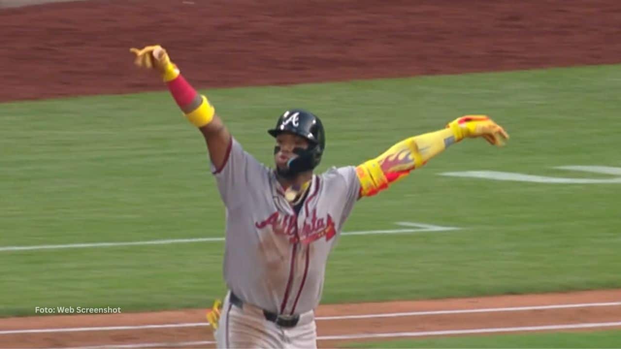 El venezolano Ronald Acuña Jr conectó su noveno jonrón del año, se robó su tercera base de la temporada y llegó a 40 hits en 2025.